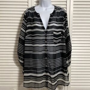 Avenue sheer flowy blouse!!